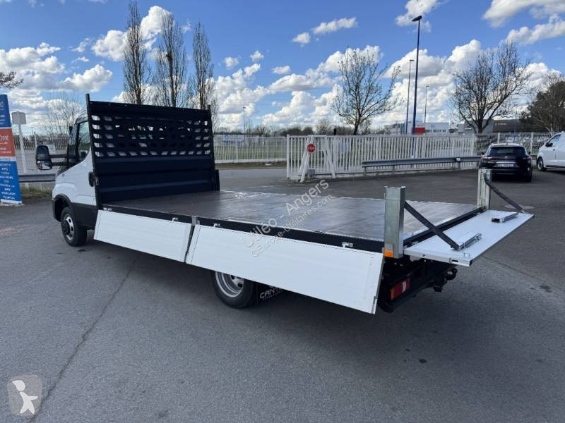 Furgoneta Iveco