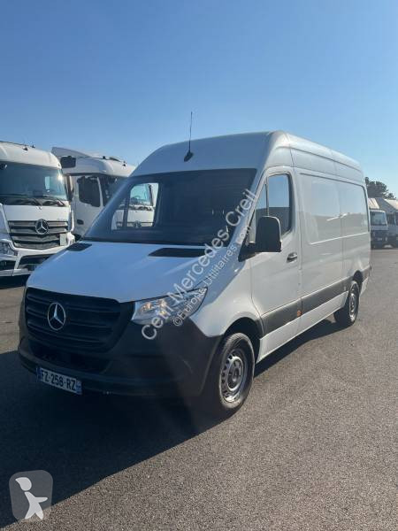 Véhicule utilitaire Mercedes