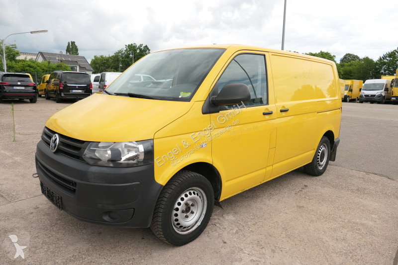Véhicule utilitaire Volkswagen T5 Transporter...