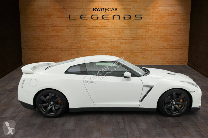 Autoutilitară Nissan GT-R 3.8 V6 530