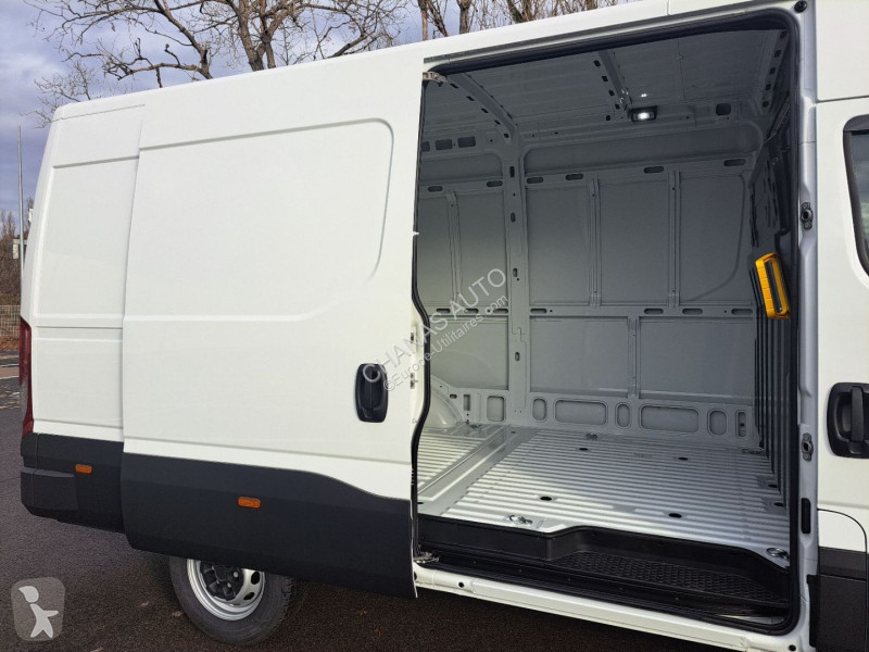 Véhicule utilitaire Iveco