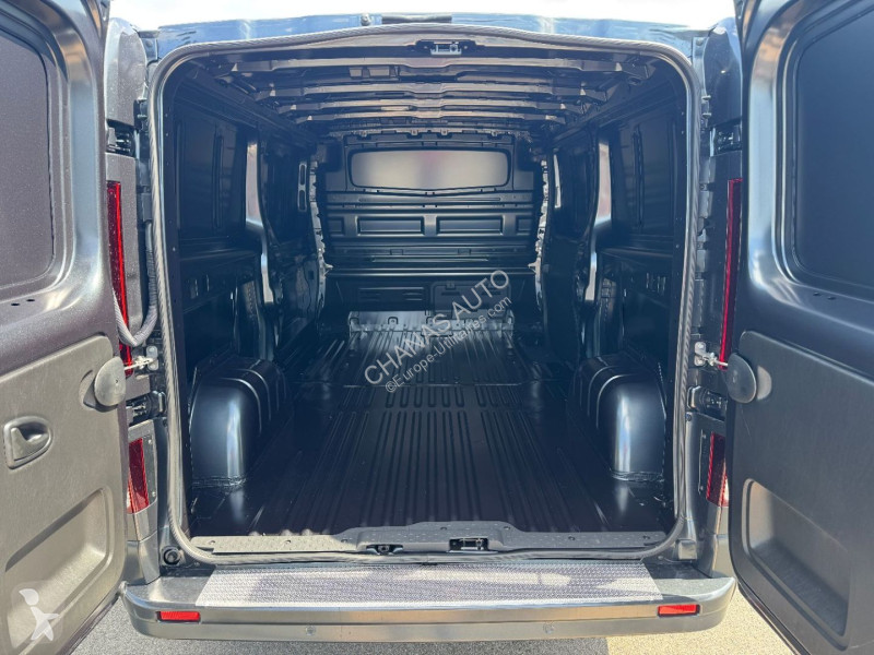 Bedrijfswagen Renault L2H1 3T BLUE DCI 170 BVA9...
