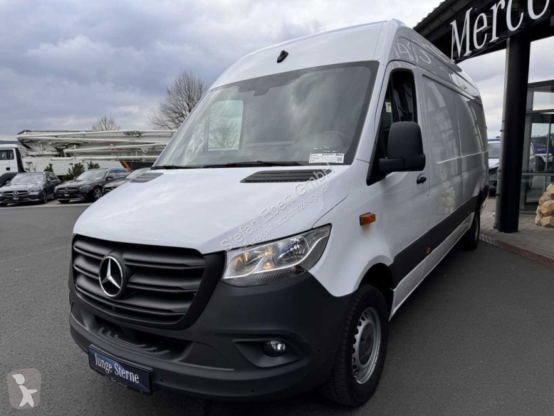 MARGE MODELS - Véhicule utilitaire MERCEDES Sprinter aux