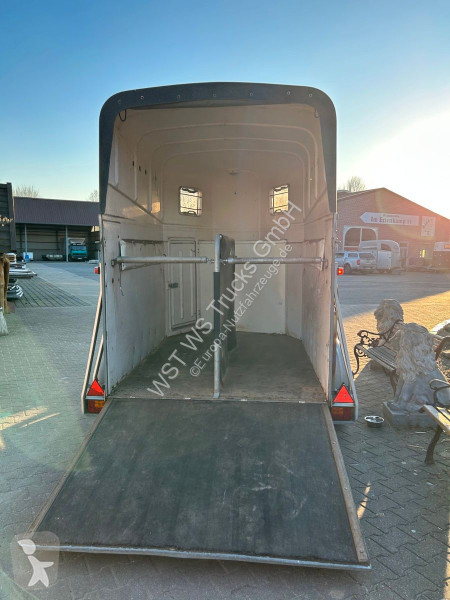 مقطورة Blomert Vollpoly 2 Pferde mit Sattelkammer