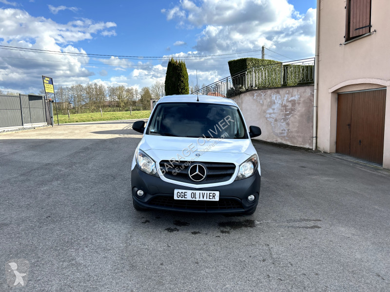 Véhicule utilitaire Mercedes Long 109 1.5 CDI...