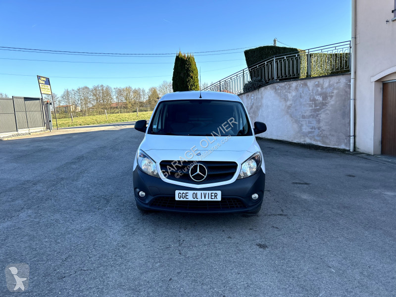 Véhicule utilitaire Mercedes Long 109 1.5 CDI...