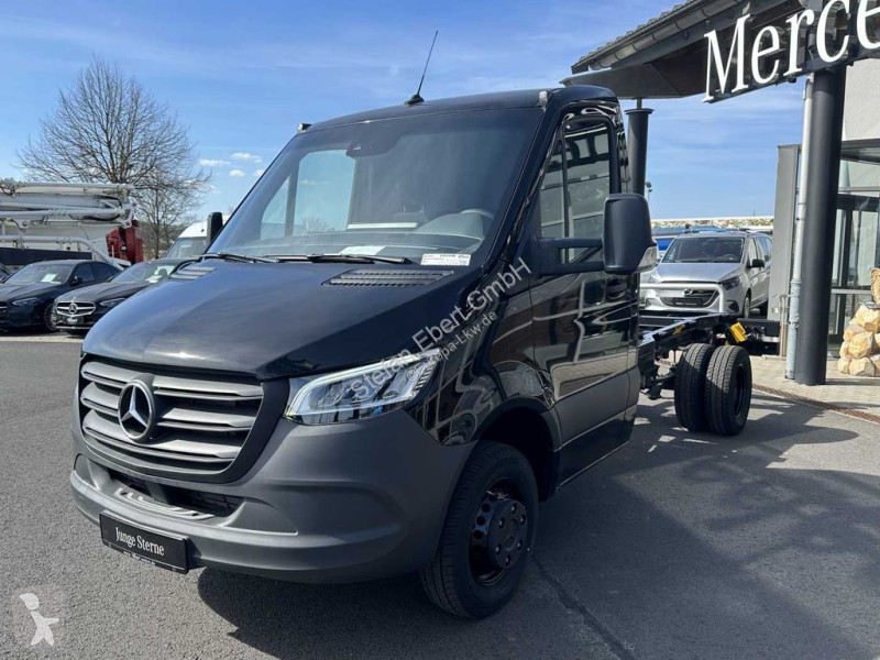 Furgoneta Mercedes 517 CDI 3665 9G Fahrgestell...