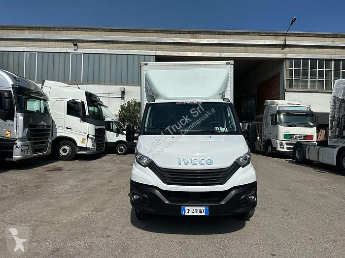 Veículo utilitário Iveco  35C14