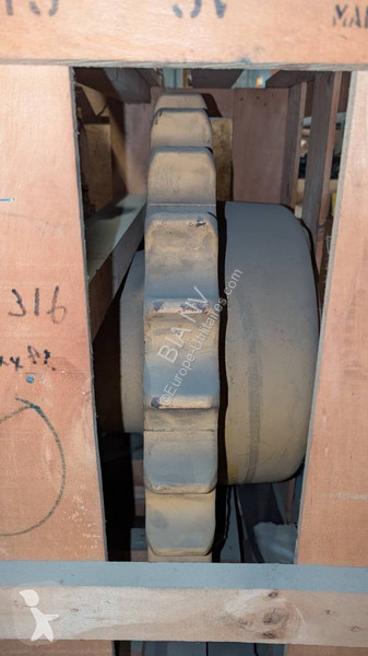 قطع غيار الأشغال العمومية Komatsu - FINAL DRIVE...