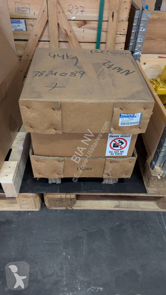 Komatsu D65PX-15 - HYDRAULIC MOTOR ASSY -...