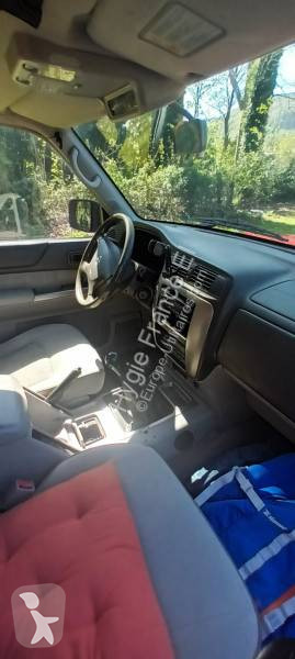 Véhicule utilitaire Nissan