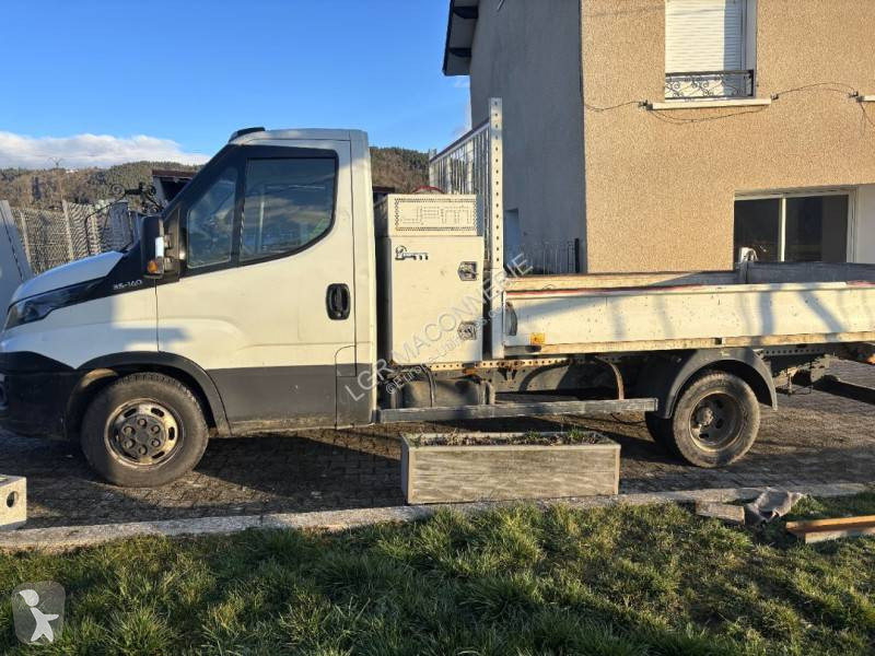 Véhicule utilitaire Iveco