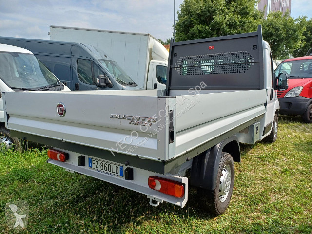 Véhicule utilitaire Fiat DUCATO