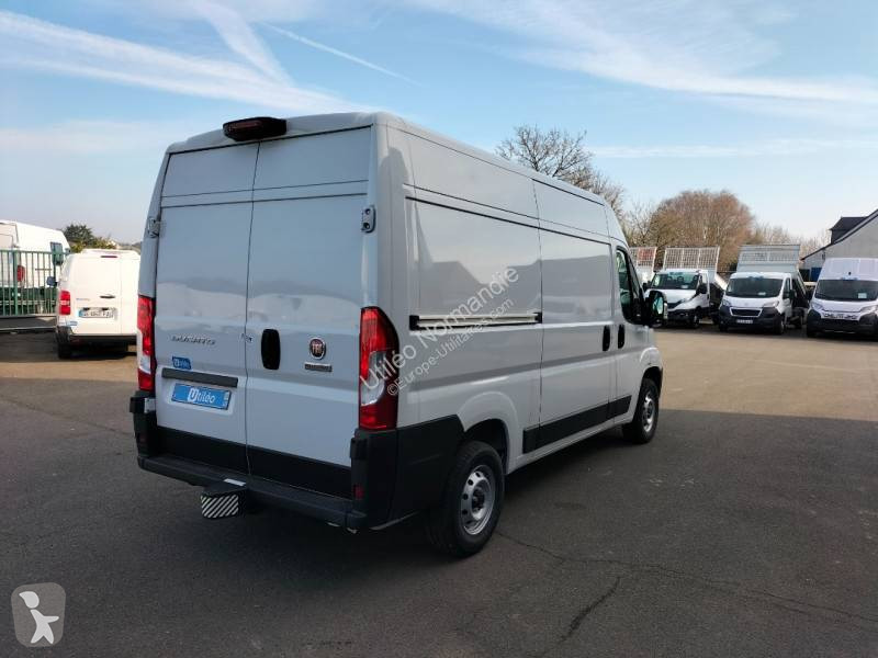 Véhicule utilitaire Fiat