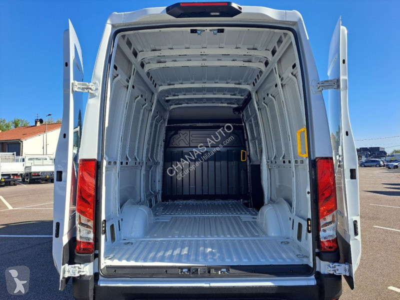 Véhicule utilitaire Iveco