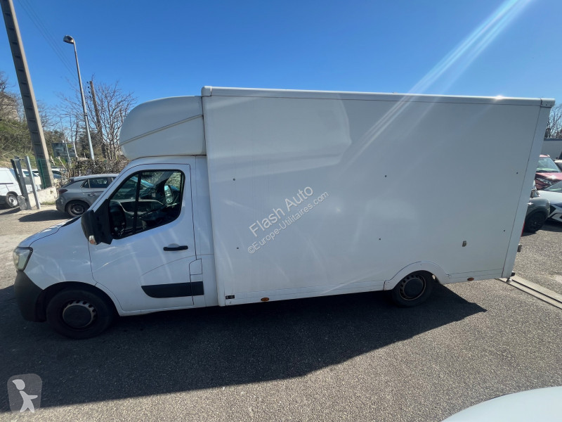 Véhicule utilitaire Renault MASTER III 2.3 DCI...