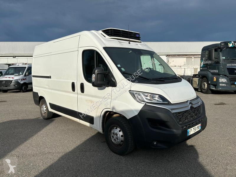 Véhicule utilitaire Citroën 35 L2H2 2.2 BlueHDi...