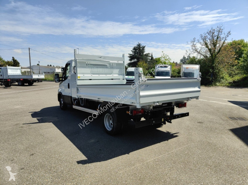 Užitkové vozidlo Iveco 35C16H3.0 empattement 4100