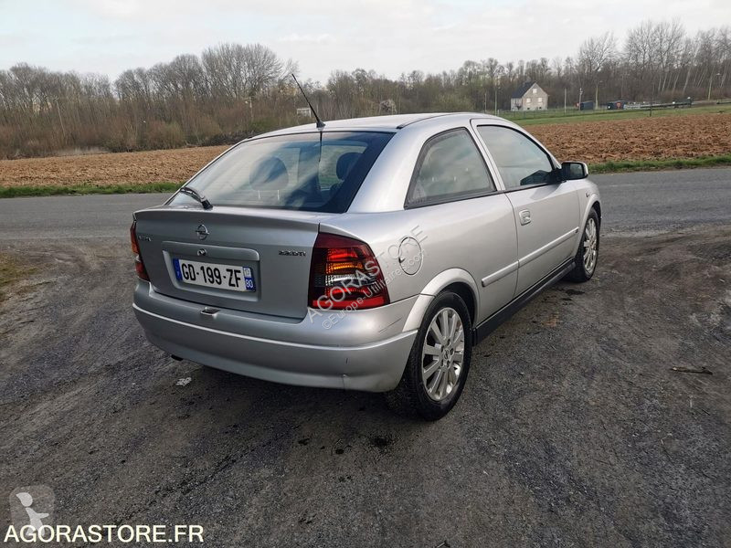 Autoutilitară Opel ASTRA