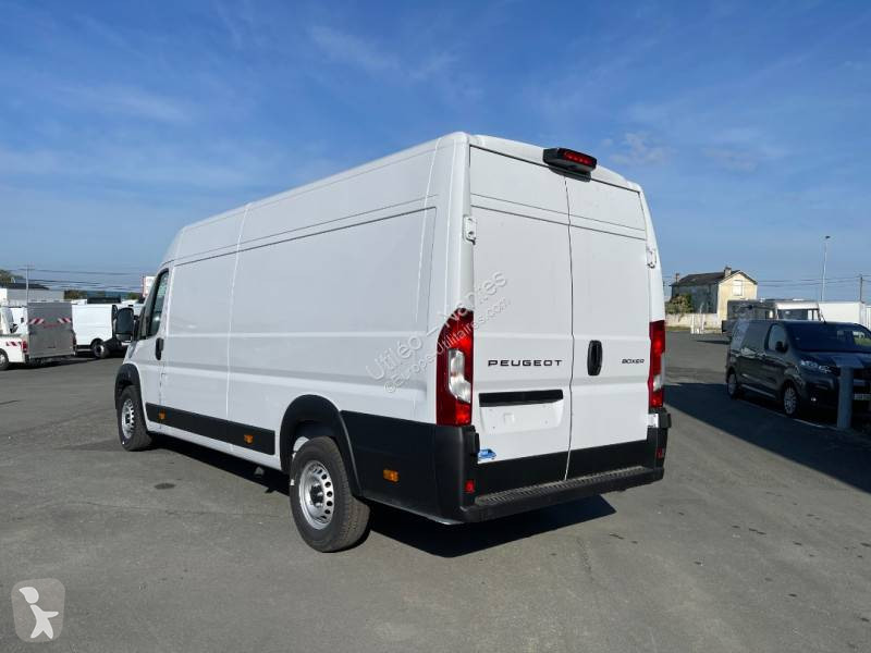 Véhicule utilitaire Peugeot