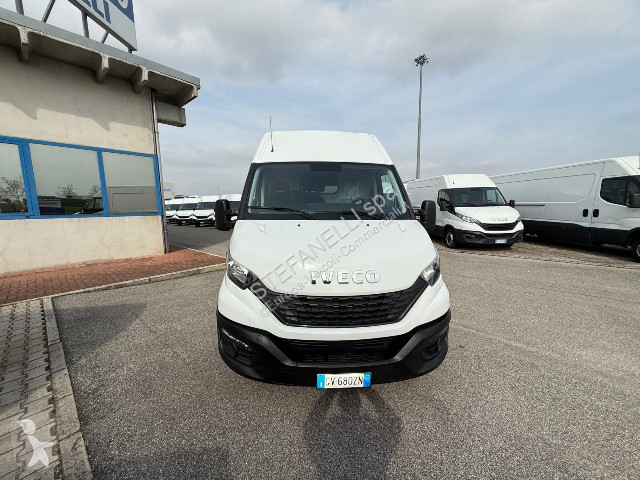Veicolo commerciale Iveco DAILY 35S16 V passo 4100
