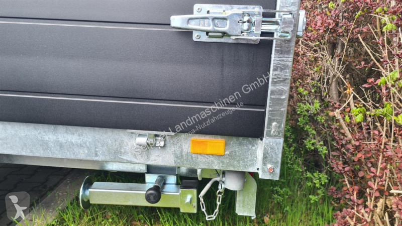 Véhicule utilitaire Saris  K3 356 184 3500 2E...