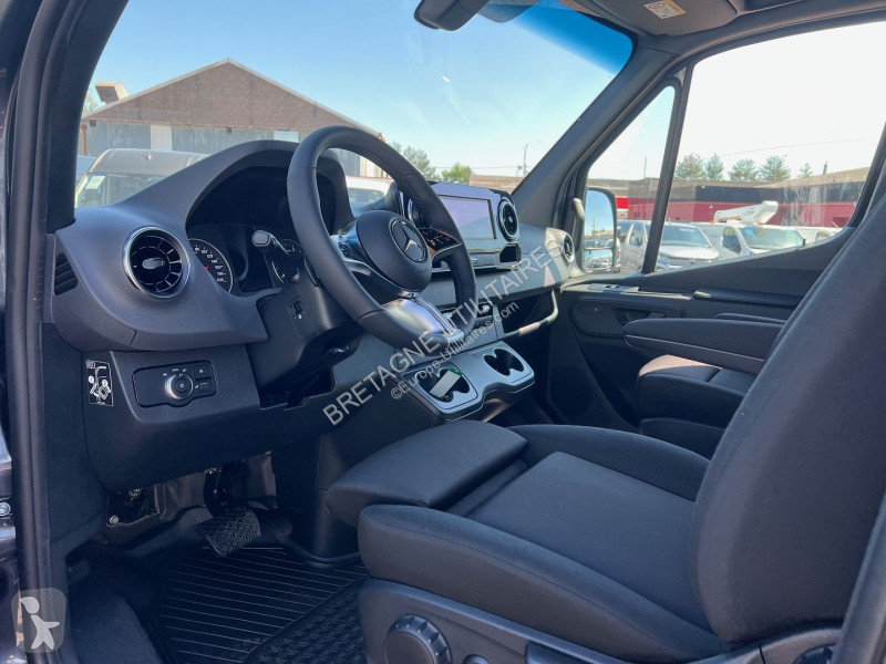 Véhicule utilitaire Mercedes SPRINTER FG 4X4...
