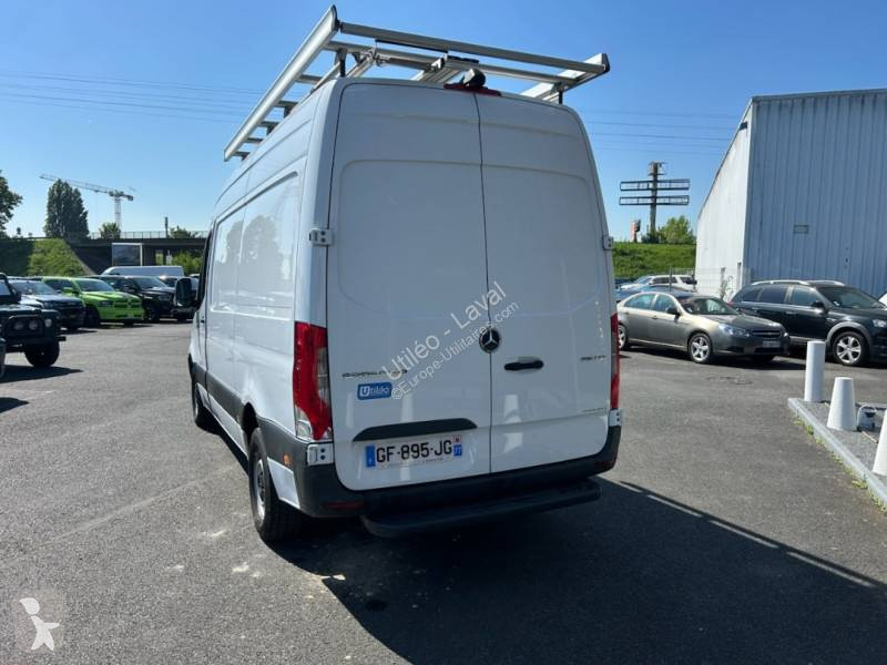 Véhicule utilitaire Mercedes