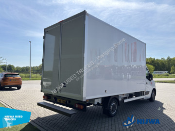 Utilitaire caisse grand volume Renault neuf