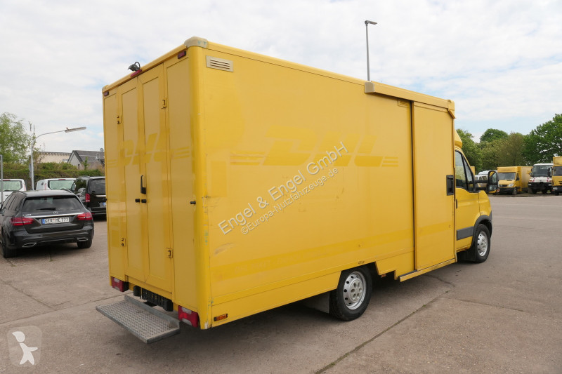 Autoutilitară Iveco Daily 35 S11 C30C AUTOMATIK...