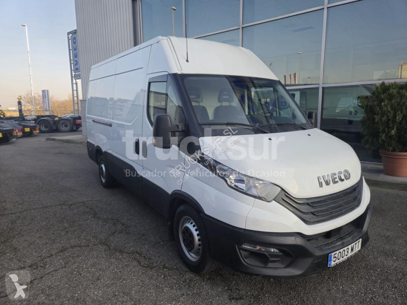 Furgoneta Iveco DAILY 35S16V 12M3