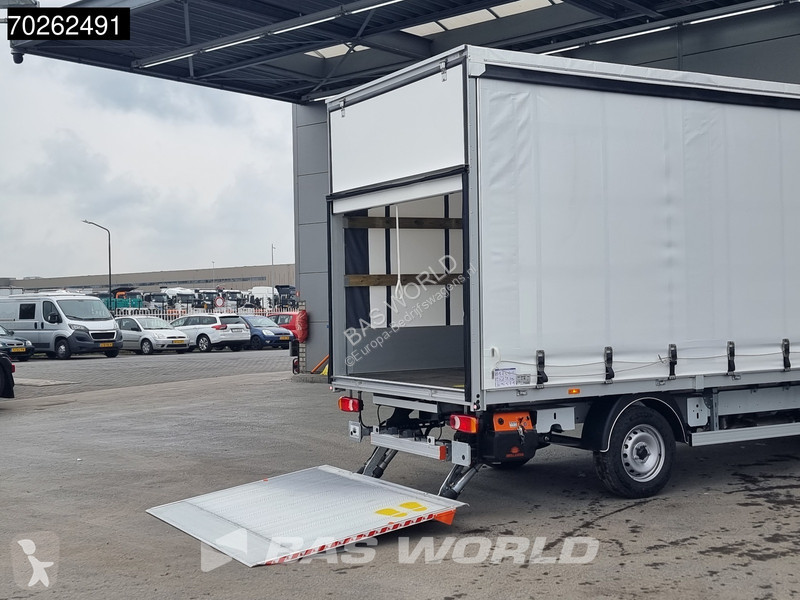 Furgoneta Renault Schuifzeilen met Laadklep...