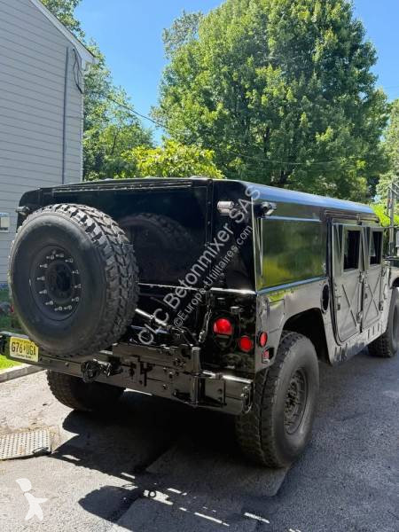 Véhicule utilitaire Hummer