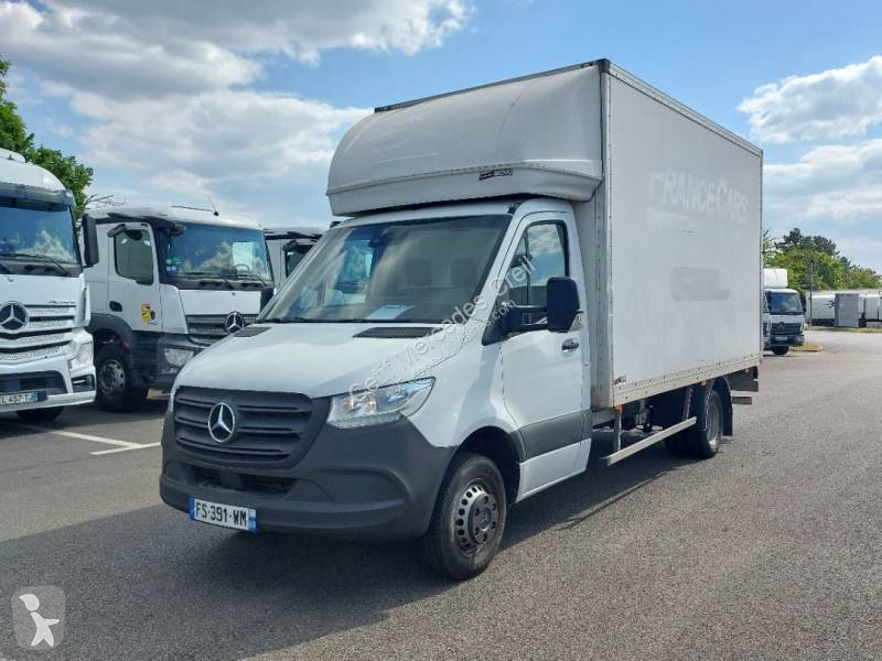 Furgoneta Mercedes