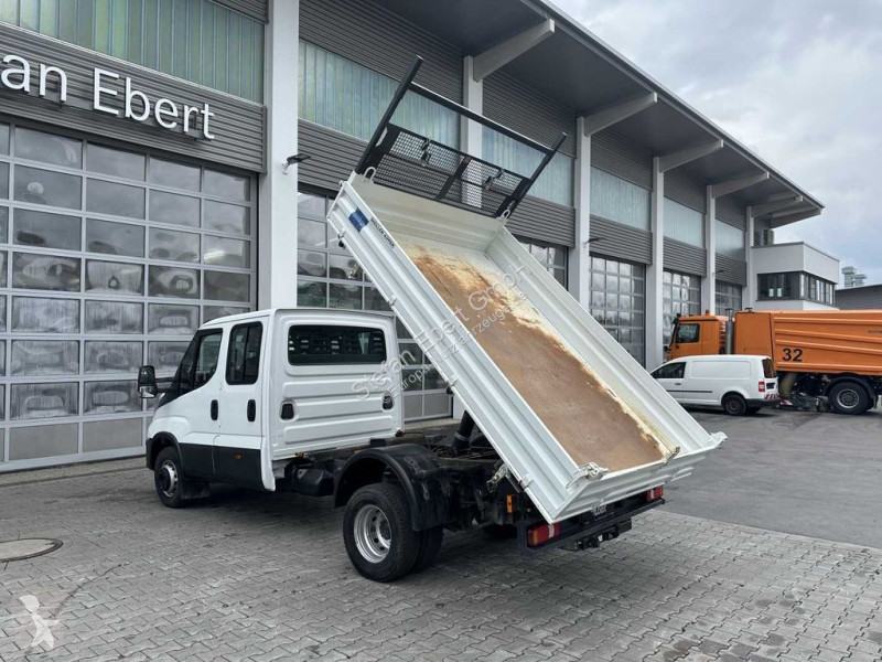 Furgoneta Iveco 70C18H 3-S.Kipper...