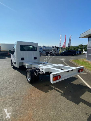 Utilitaire châssis cabine Renault neuf