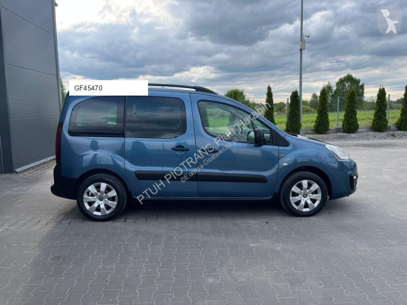 Véhicule utilitaire Citroën BERLINGO MULTISPACE...