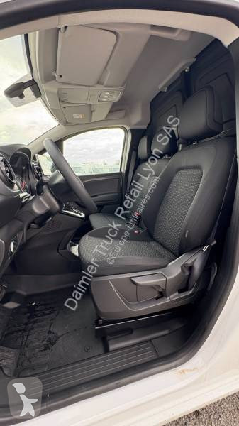 Véhicule utilitaire Mercedes