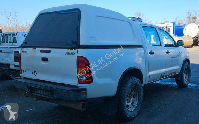 Véhicule utilitaire Toyota Hilux Double Cab 4x4