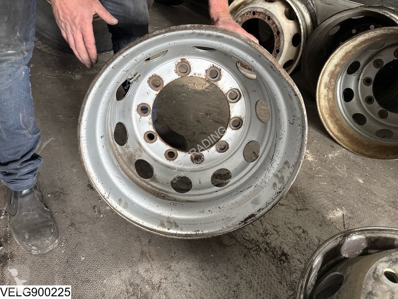 Bedrijfswagen  9.00 x 22.5