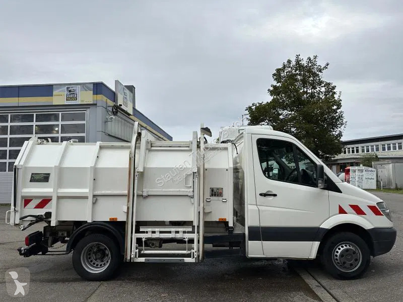 Silniční stroje Mercedes CDI Müllpresswagen...