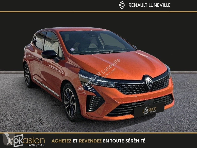 Véhicule utilitaire Renault Clio TCe 90