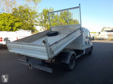 Utilitaire benne standard Iveco