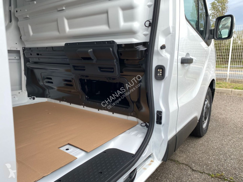Furgoneta Renault L2H1 3T BLUE DCI 150 BVA9...