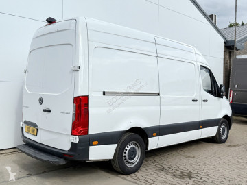 Fourgon utilitaire Mercedes