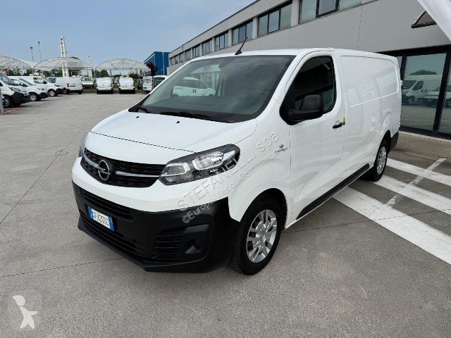 Autoutilitară Opel VIVARO 2.0 120