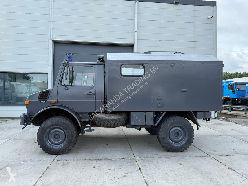 Véhicule utilitaire Unimog - EX ARMY - 4x4 435...