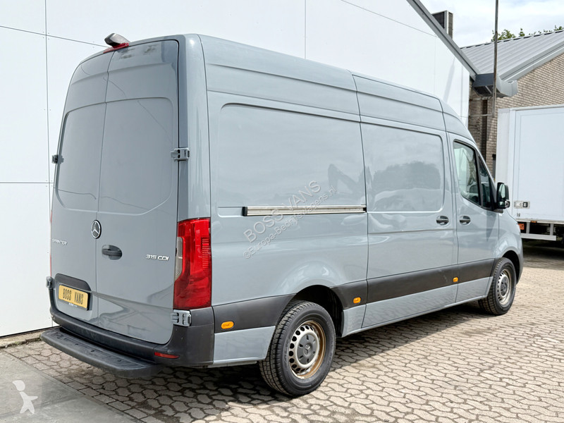 Autoutilitară Mercedes 315 1.9 CDI L2H2 Climate...