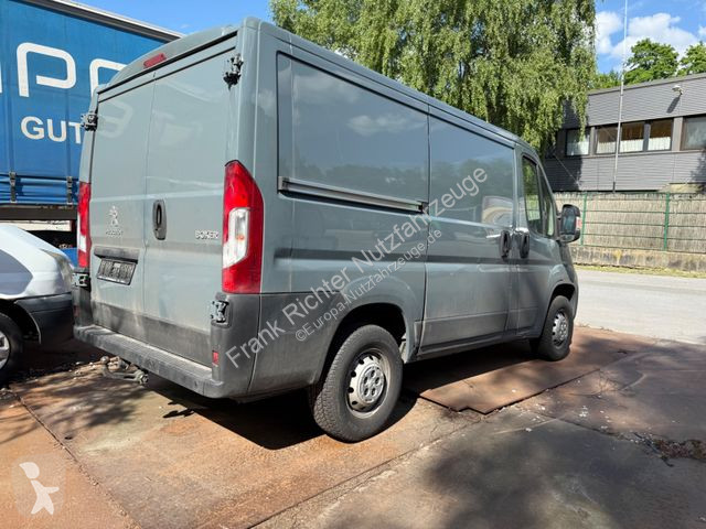 Nyttofordon Peugeot 330 L1H1 Asphalt BlueHDi...