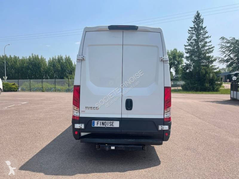 Véhicule utilitaire Iveco